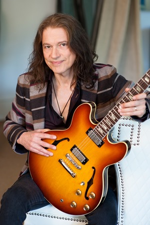 Robben Ford (ロベン・フォード) インタビュー March 2013